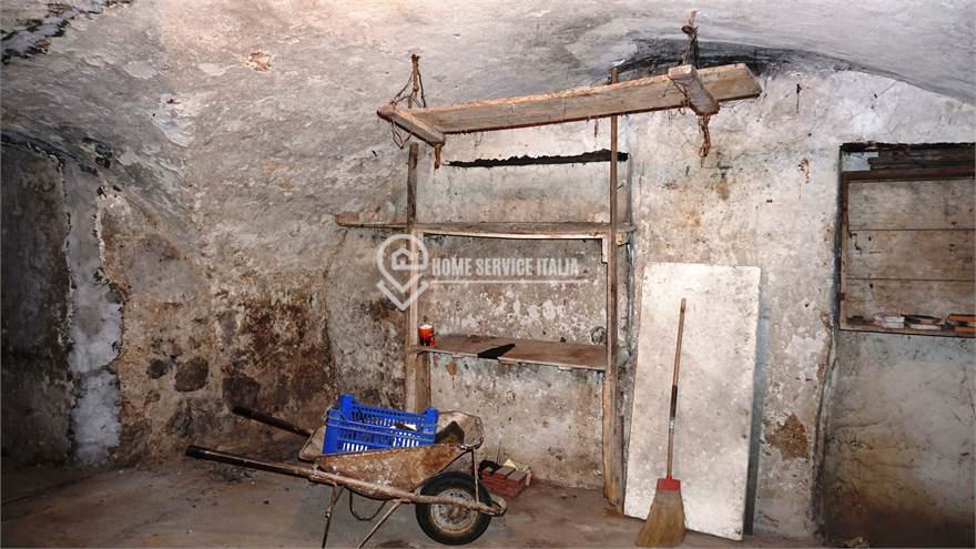 CANTINE