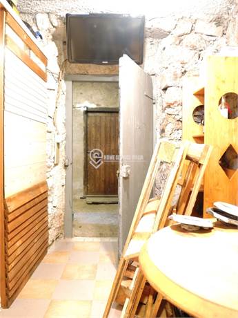 STUBE - TAVERNA