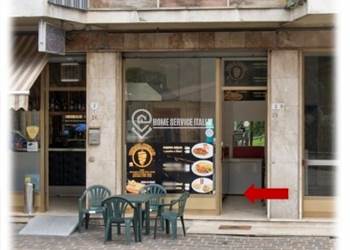 SPAZIO COMMERCIALE IN AFFITTO