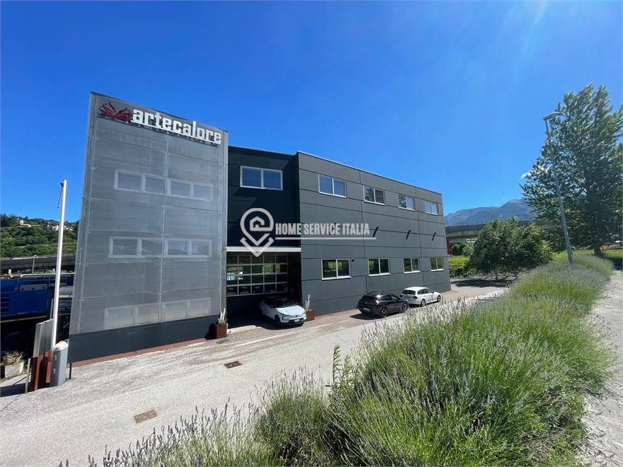 ESTERNO